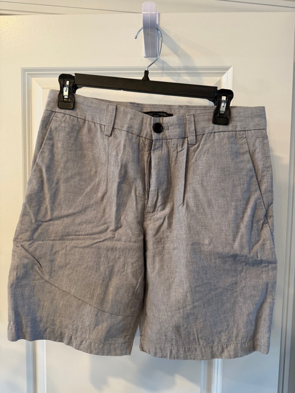 Banana Republic Light Gray Flat Front Men's Shorts